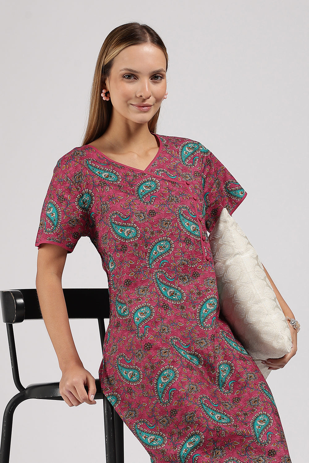 Naidu Hall Printed Cotton Nighty for Women – A-Line Relaxed Fit Sleepwear with V-Neck & Asymmetric Panel | Comfortable Daily Wear Nighty
- N121