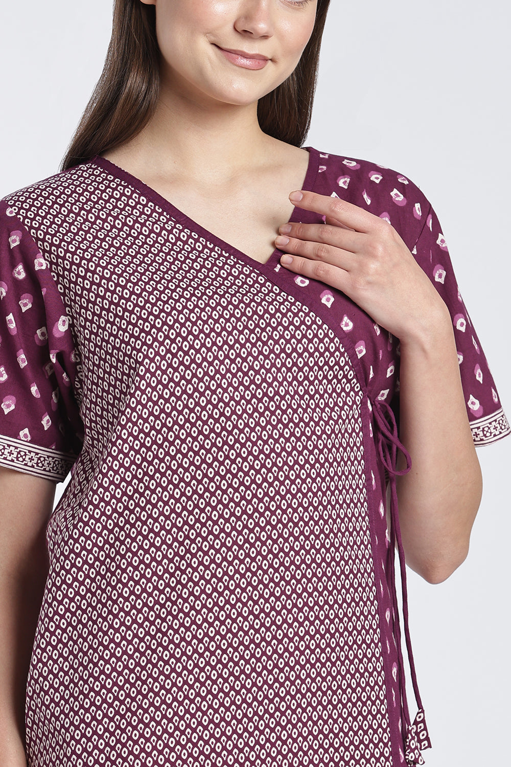 Naidu Hall Women’s Printed Cotton Angarakha Nighty | V-Neck Wrap Style Night Dress with Tie-Up | Short Sleeve Daily Wear, Sleepwear & Loungewear
- NB51