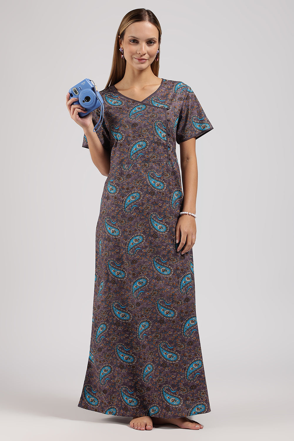 Naidu Hall Printed Cotton Nighty for Women – A-Line Relaxed Fit Sleepwear with V-Neck & Asymmetric Panel | Comfortable Daily Wear Nighty
- N121