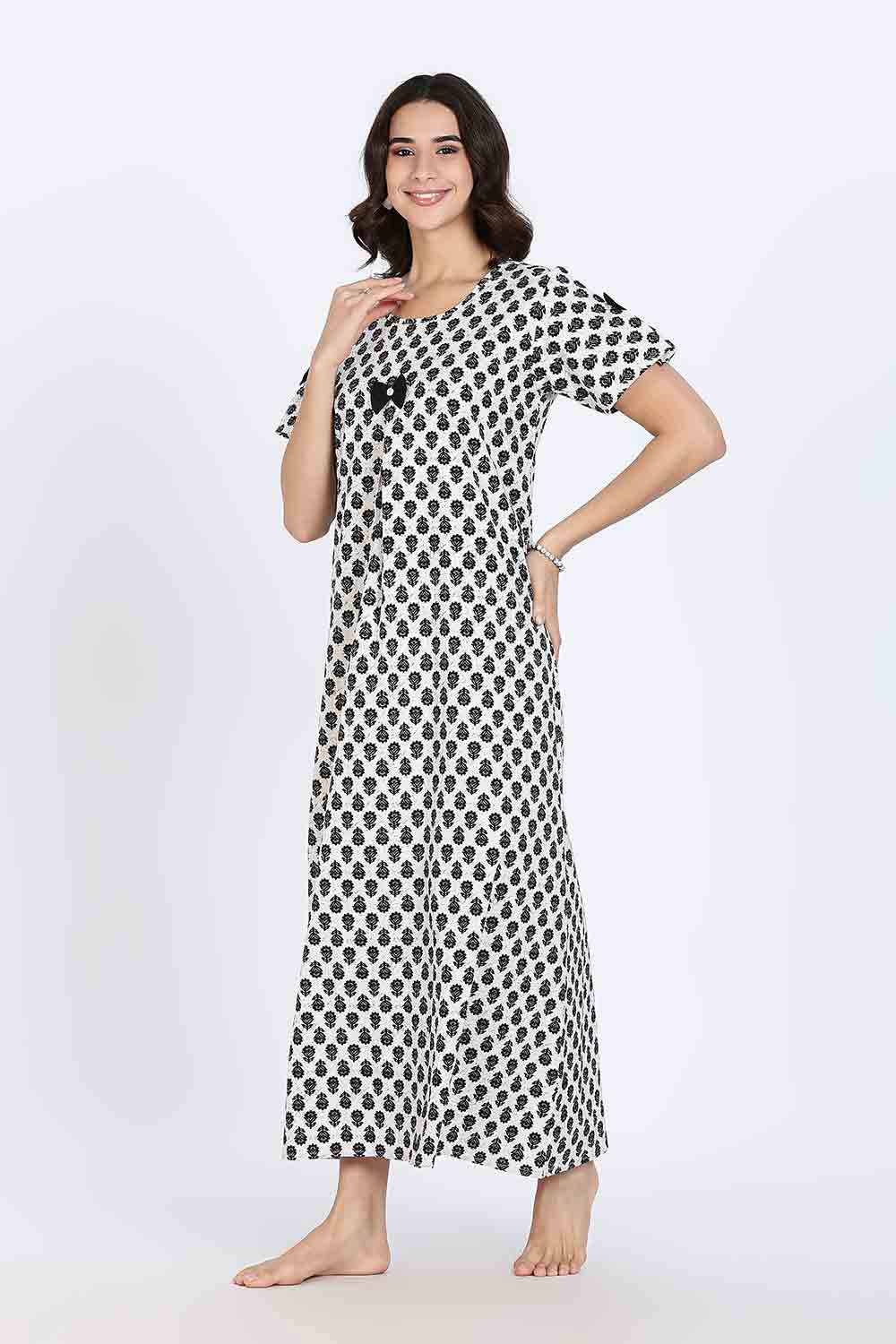 Naidu Hall Women’s Cotton Full-Length Nighty with Bow Tie & Pearl Button – Printed Design
- Black - NA62