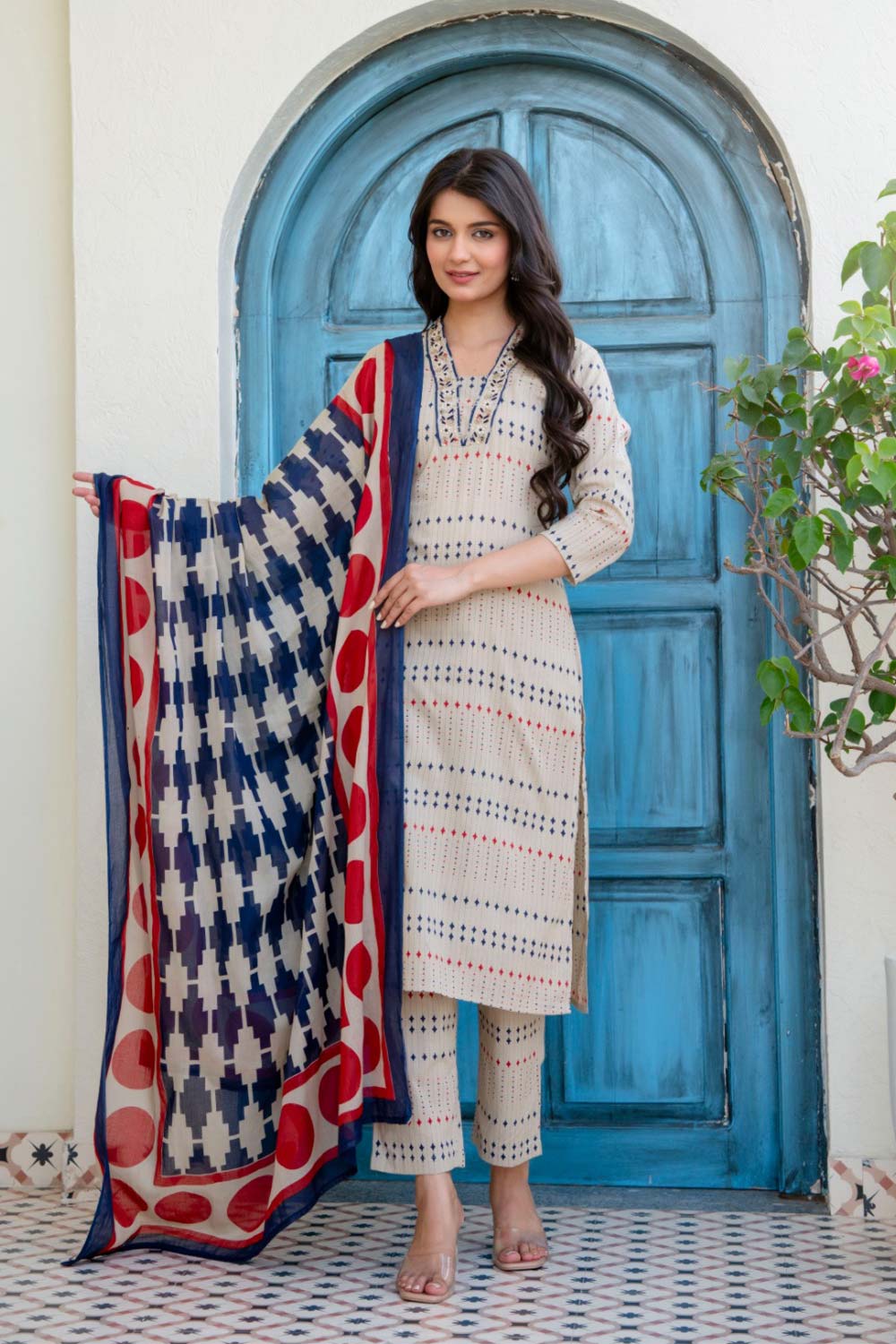 Women's Cotton Blend Printed Chudidar Set | Square Neck Ethnic Kurta Set with Bottom | 3/4 Sleeve Regular Fit Everyday Wear - SS01