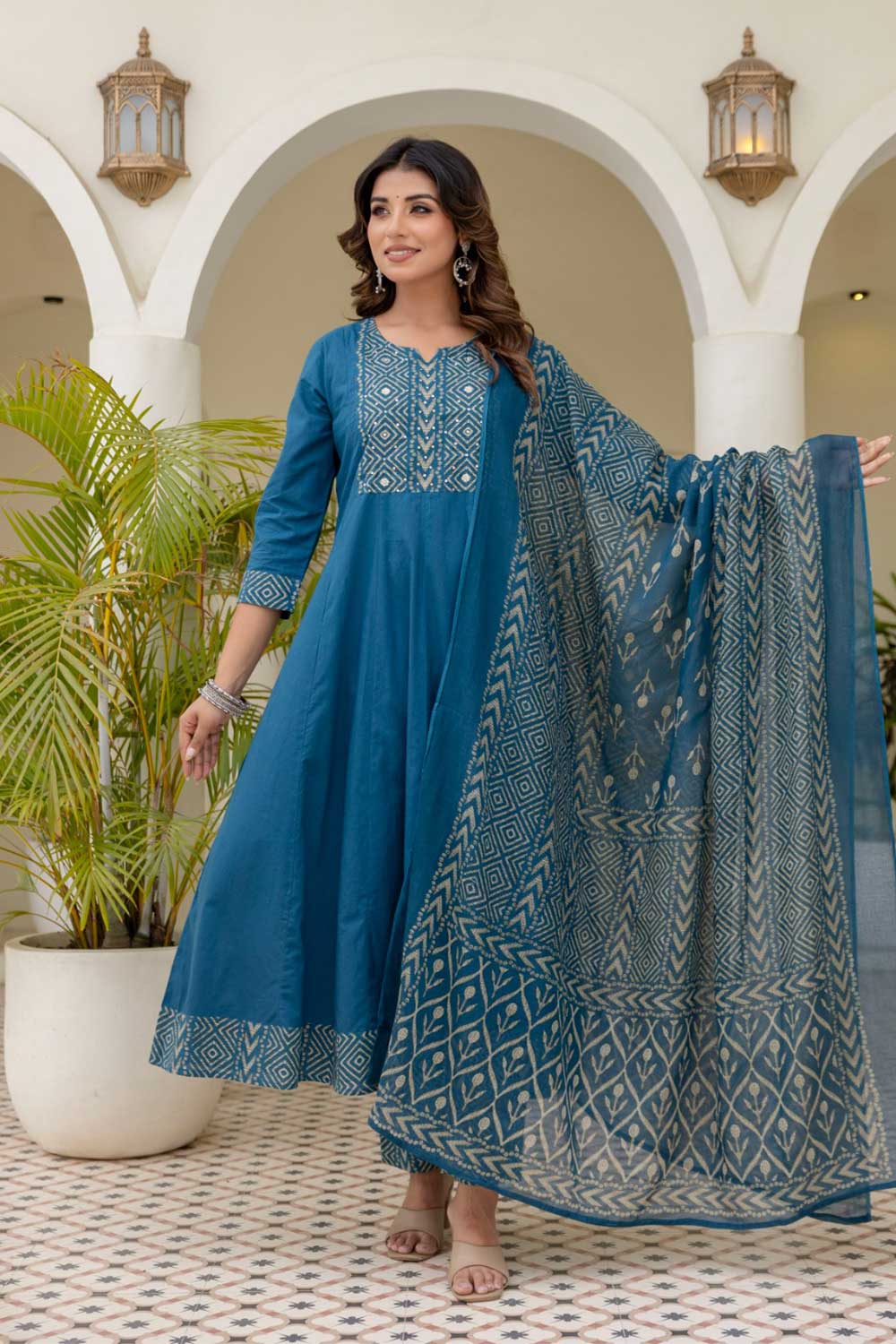 Women's Cotton Blend Chudidar Set | Ethnic Printed Kurta Set with Bottom | Round V-Cut Neck 3/4 Sleeve Regular Fit Everyday Wear - SS06