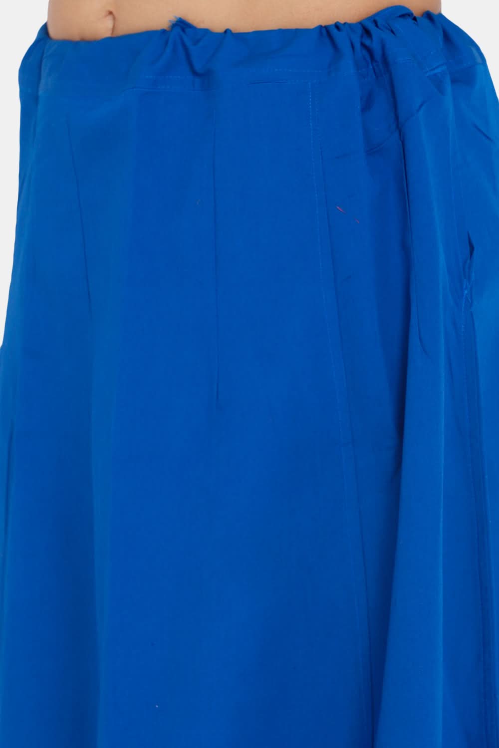 Naiduhall Petticoat - HP50 Size 50 Color RED
