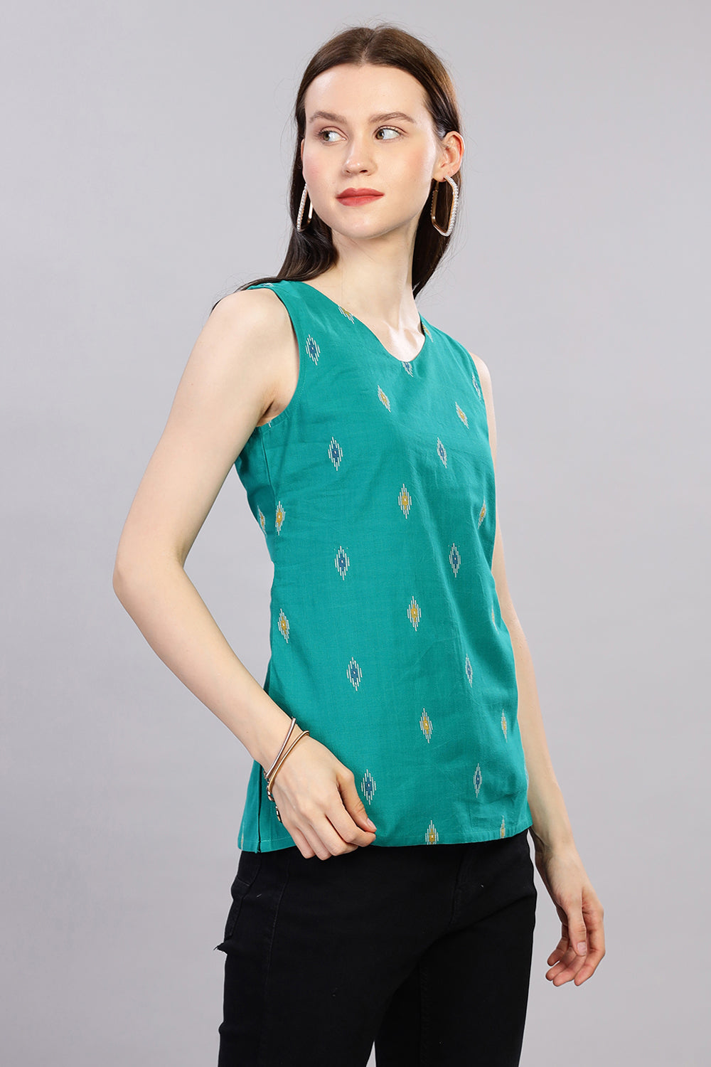 Mythri V Neck Sleeveless Casual Top for Women with Attachable Sleeves - Teal Green - TO18