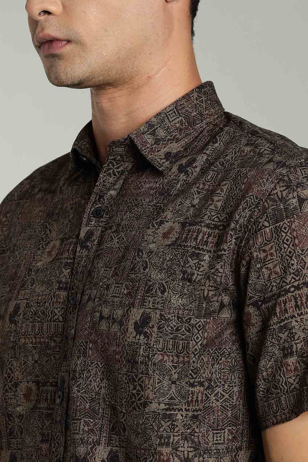 Enhance Mens Printed Casual Shirt Standard Collar Half Sleeve V Pocket - Black - SA20