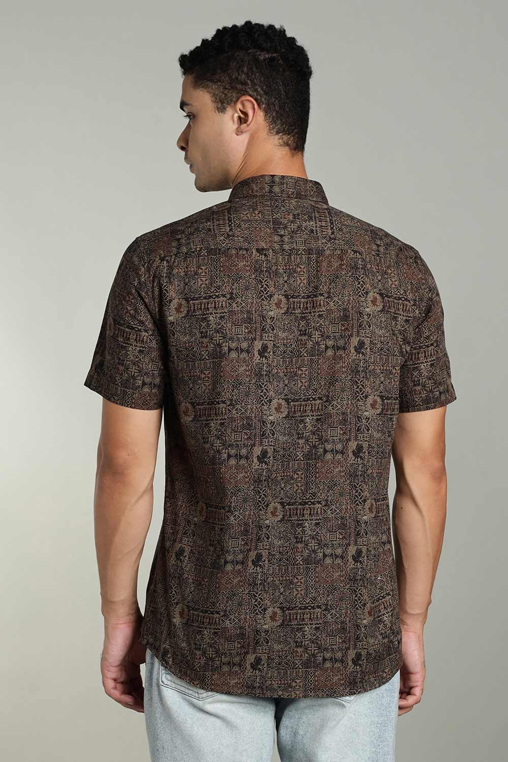 Enhance Mens Printed Casual Shirt Standard Collar Half Sleeve V Pocket - Black - SA20