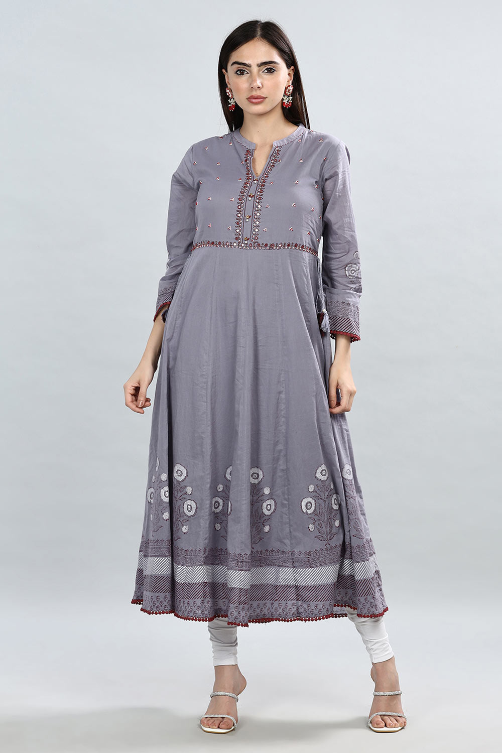 Mythri Round Neck Anarkali Kurta With 3/4th Sleeves - Grey - KU50