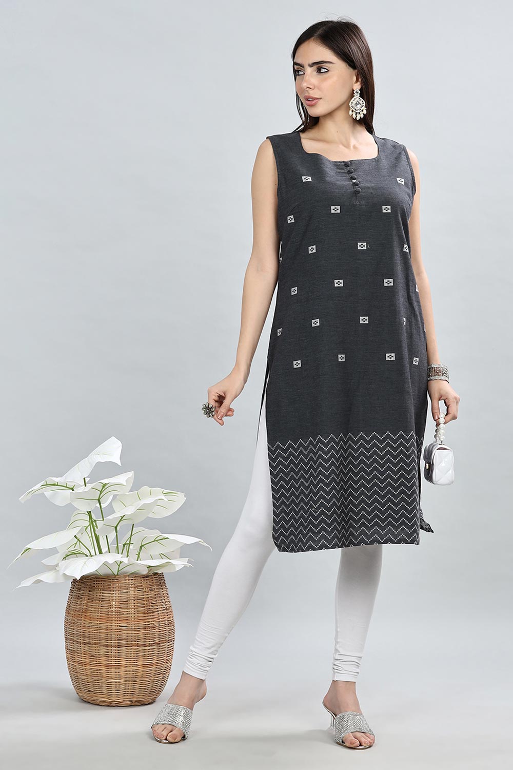 Mythri Round Neck Sleeveless Kurtha  - Dark Grey - KU33