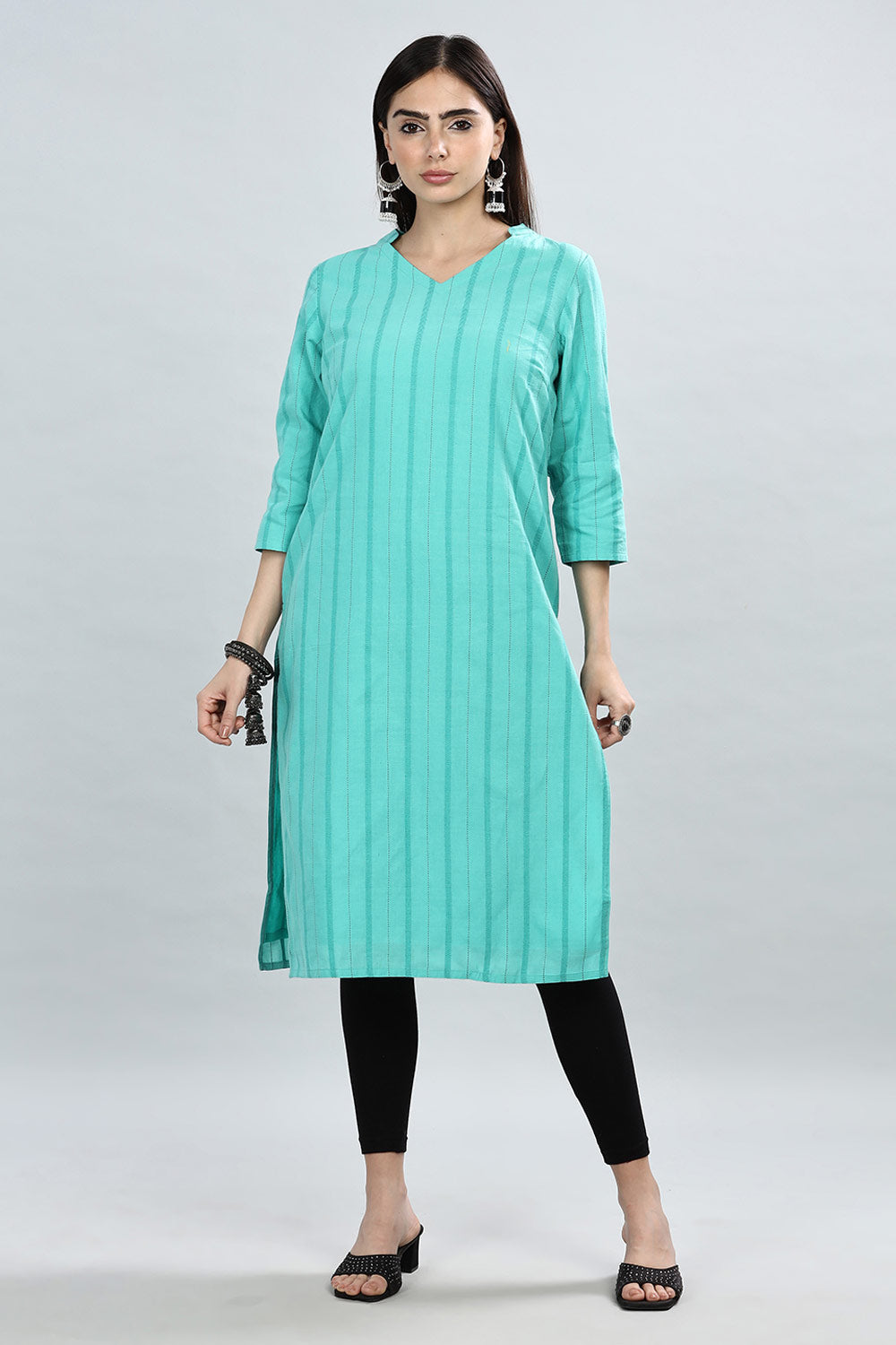 Mythri Cutaway Collar With 3/4th Sleeve V Neck Straight Cut Kurta  - Teal - KU61