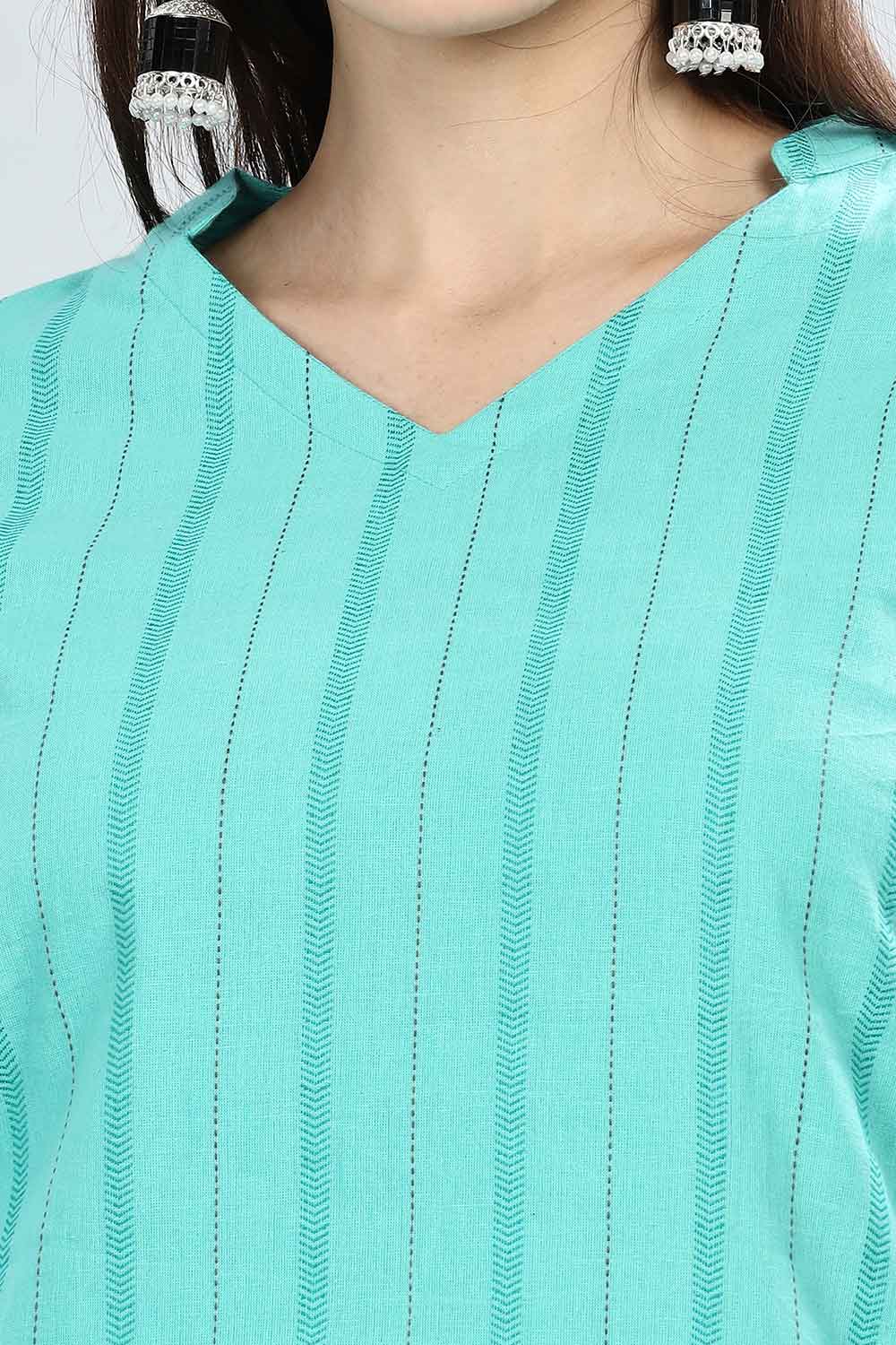 Mythri Cutaway Collar With 3/4th Sleeve V Neck Straight Cut Kurta  - Teal - KU61