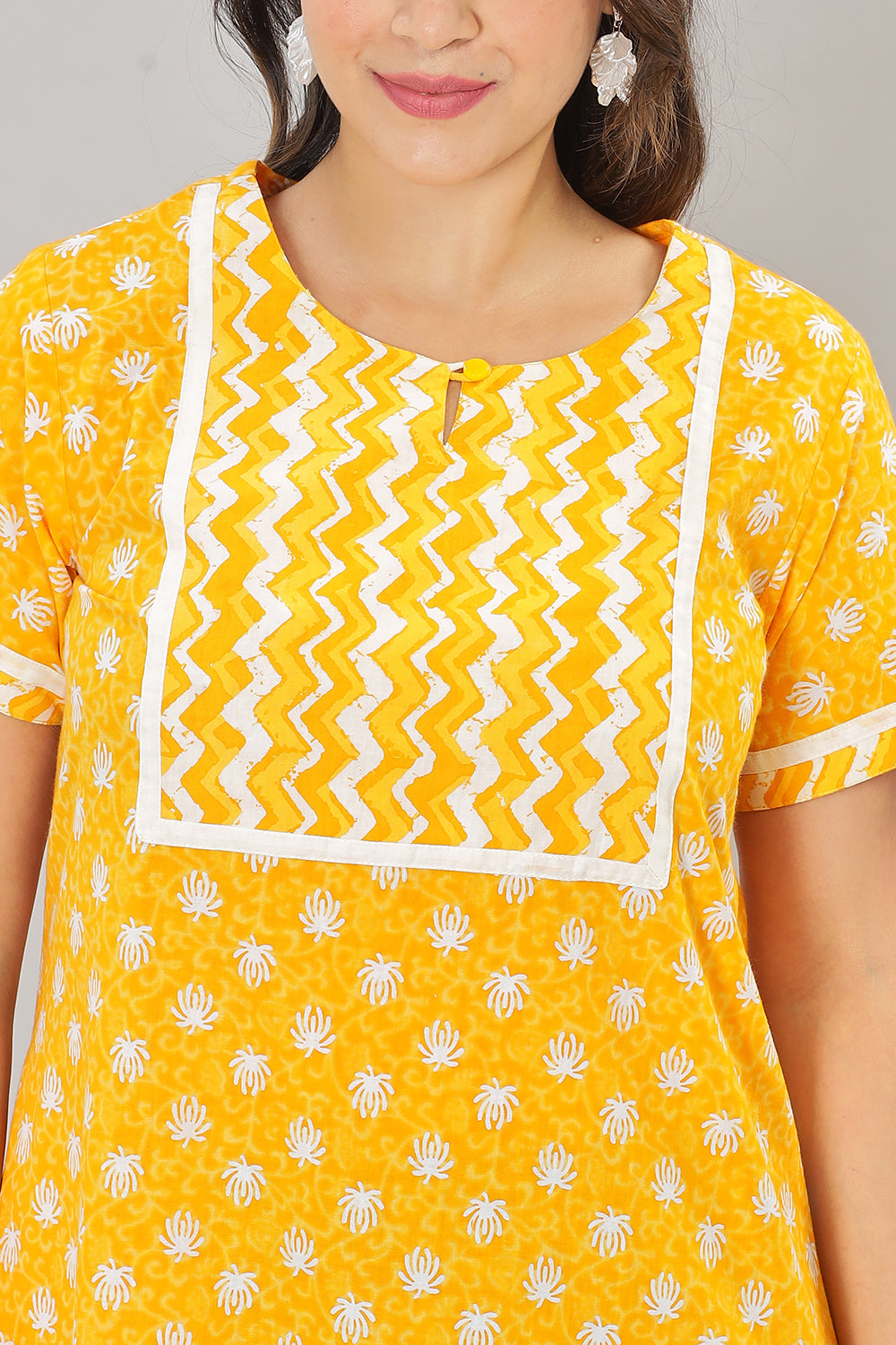 Naidu Hall Round Neck Cotton Printed Pull on  A line  Women's Nighty With Slant Pocket - Yellow - NT37