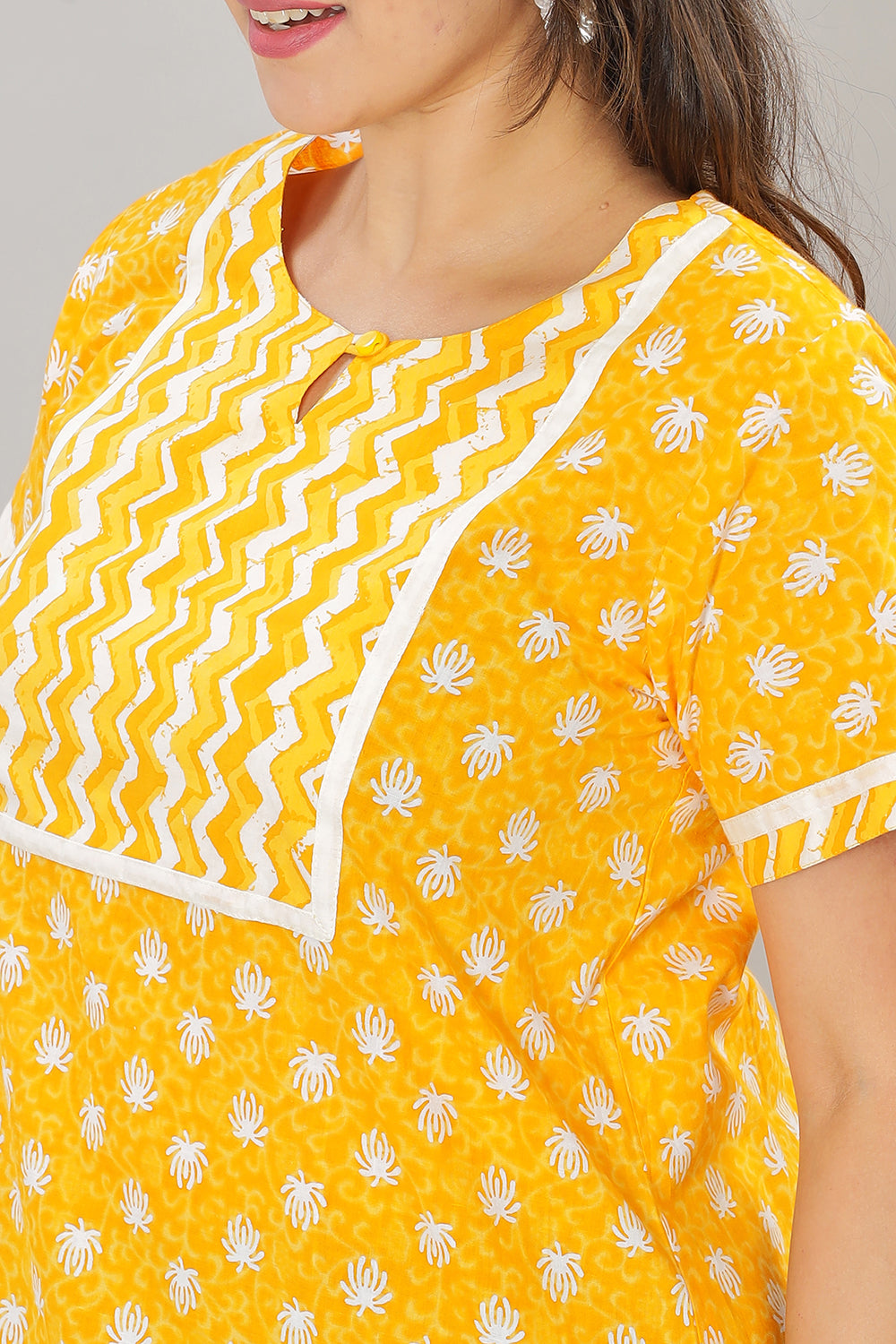 Naidu Hall Round Neck Cotton Printed Pull on  A line  Women's Nighty With Slant Pocket - Yellow - NT37