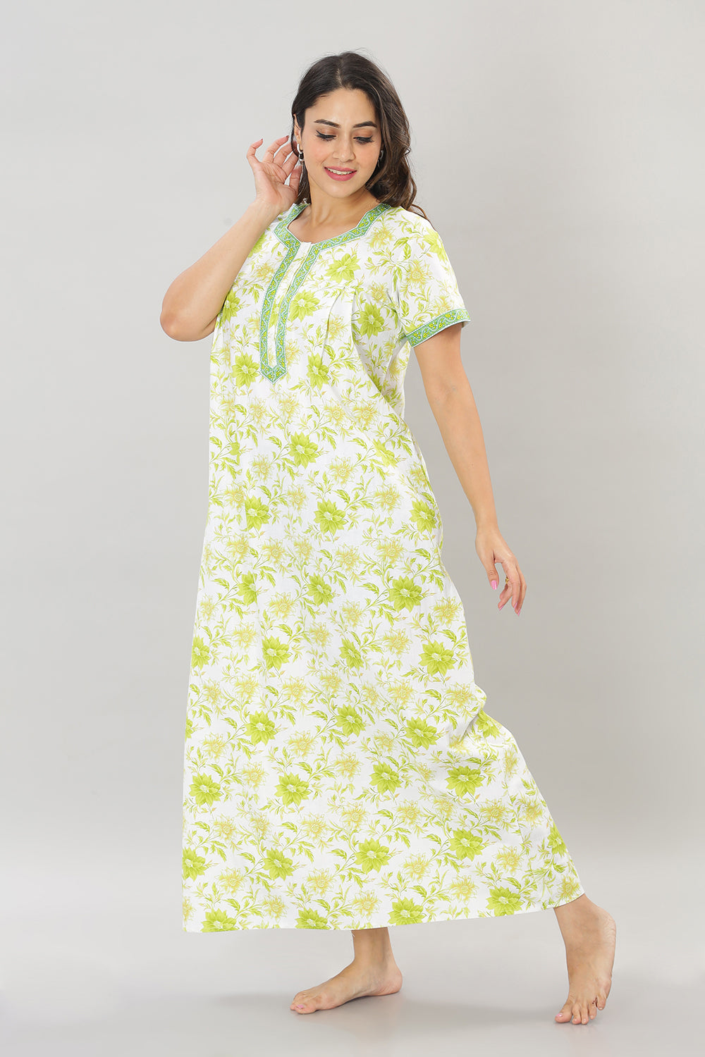 Naidu Hall Square Neck Cotton Printed Front open Pleated  Women's Nighty With Slant Pocket - Green - NT28