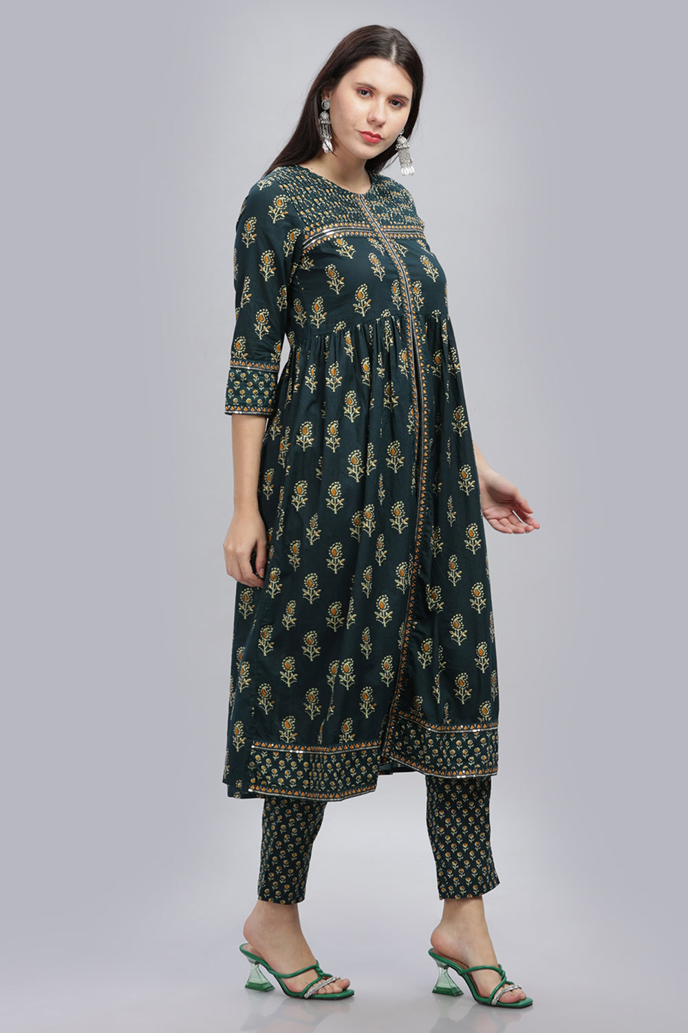 Mythri Women’s Casual Cotton Kurta Set Round Neck Printed Straight Cut Cotton Kurta - Green - SS01