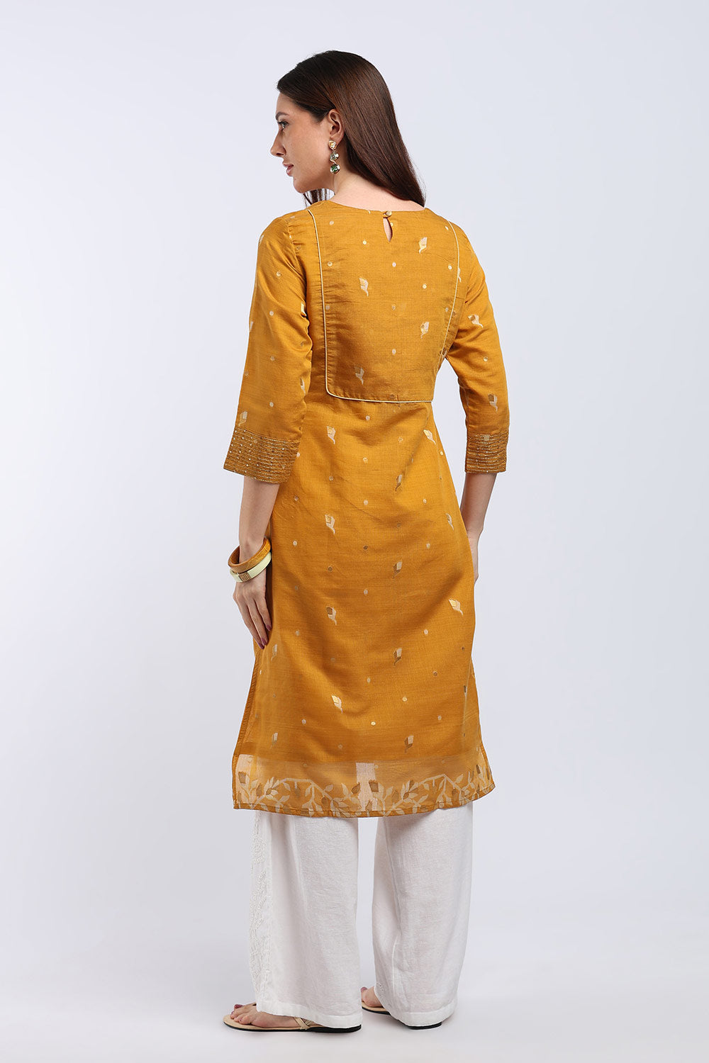 Mythri Women's Cotton Chanderi Printed Kurti | Straight Fit Ethnic Kurti with Zari Embroidery | Festive & Occasion Wear Kurta for Women - K141