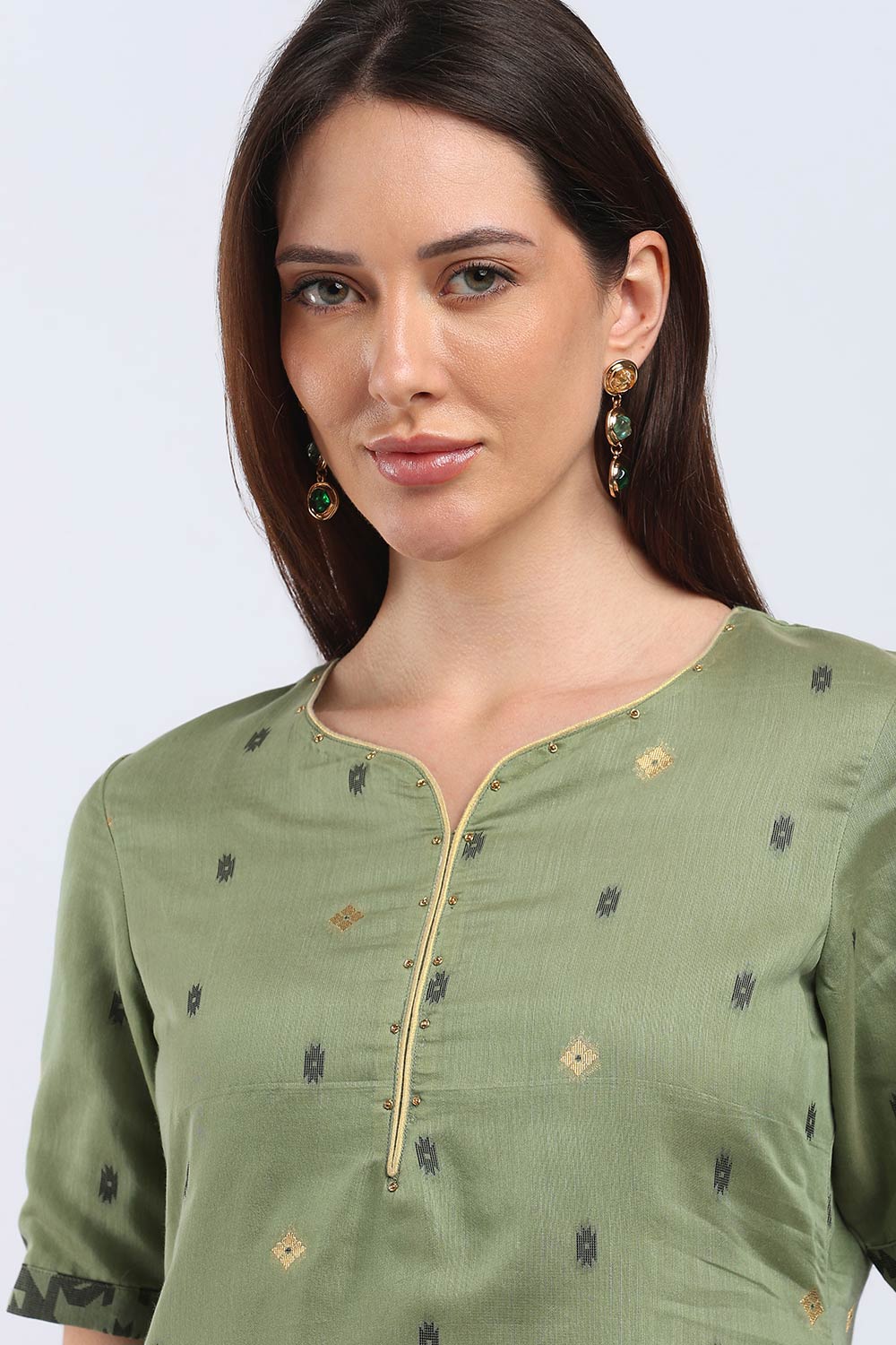 Mythri Women’s Cotton Embroidered Kurti | Sweetheart Neck Kurta with Golden Piping & Sequin Embroidery | Ethnic Kurti for Office Festive & Casual Wear - K142