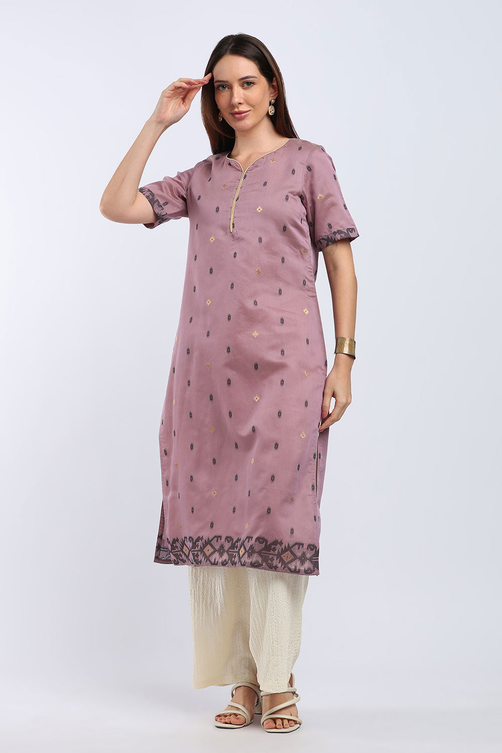 Mythri Women’s Cotton Embroidered Kurti | Sweetheart Neck Kurta with Golden Piping & Sequin Embroidery | Ethnic Kurti for Office Festive & Casual Wear - K142