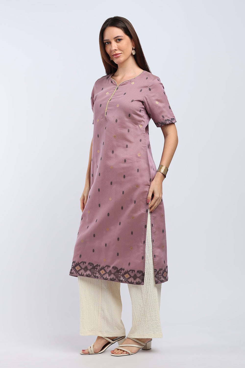 Mythri Women’s Cotton Embroidered Kurti | Sweetheart Neck Kurta with Golden Piping & Sequin Embroidery | Ethnic Kurti for Office Festive & Casual Wear - K142