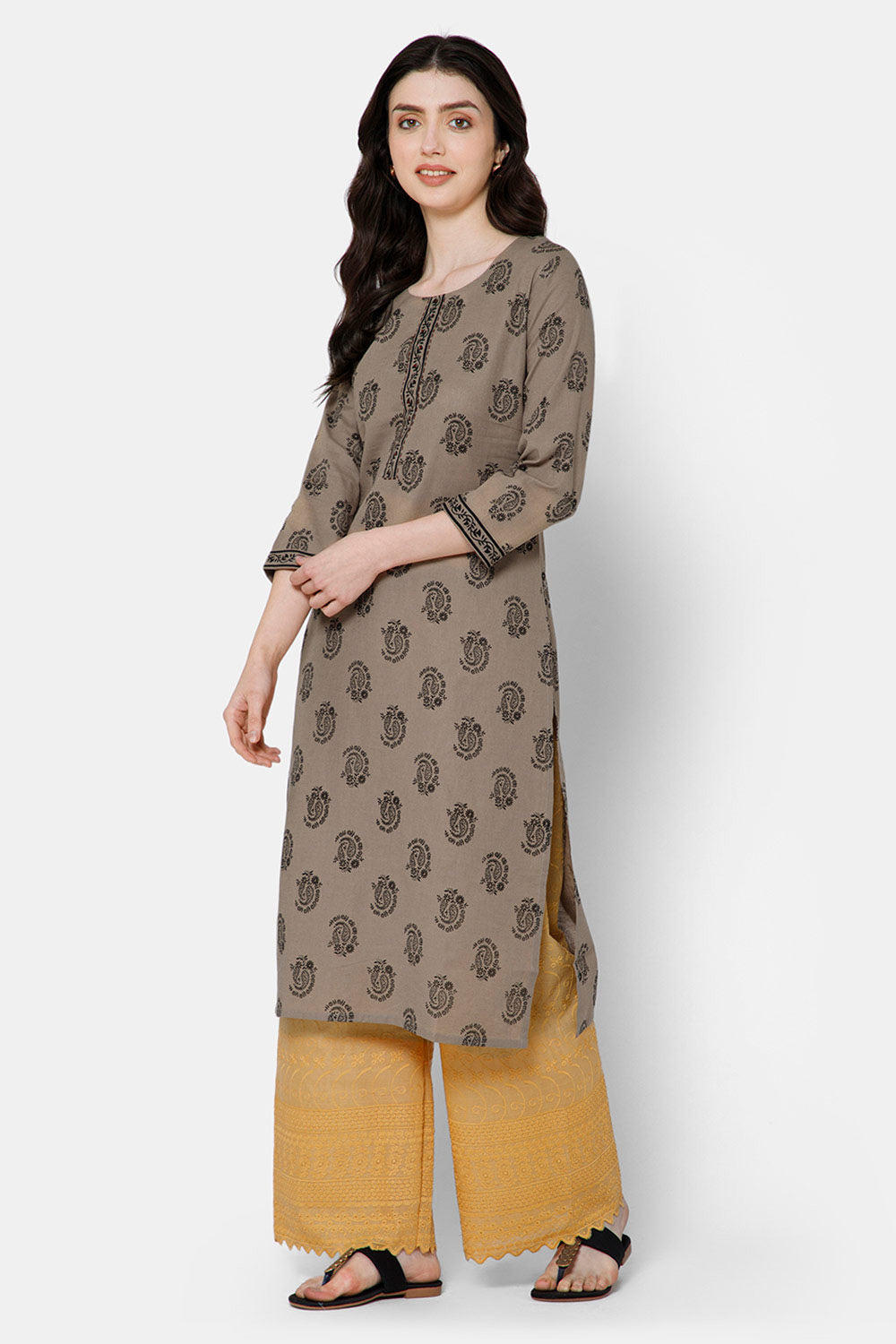 Mythri Women's Casual Kurthi with Patchwork And Minimalistic Embroidery - Cream - E033