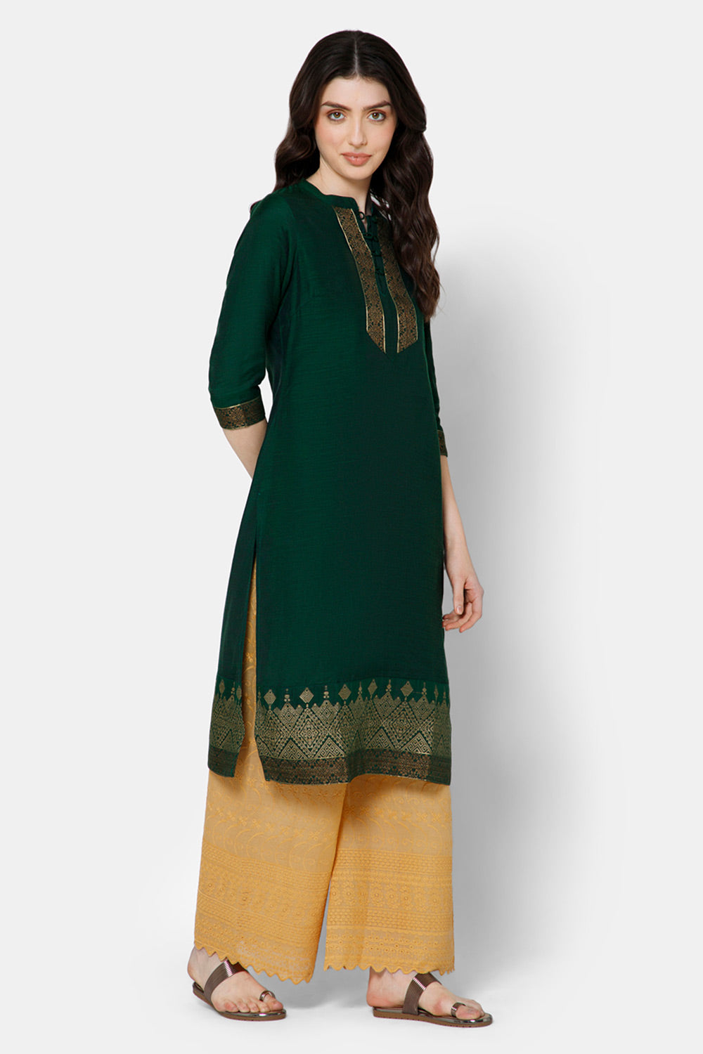 Mythri Women's Ethnic Wear Straight kurta - Green - KU53