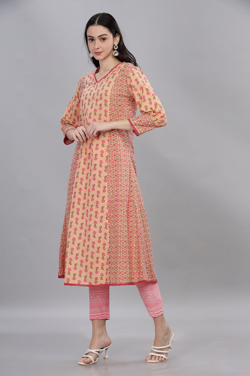 Mythri V Neck Mix & Match Kurta With 3/4th Sleeves  - Peach - KU33