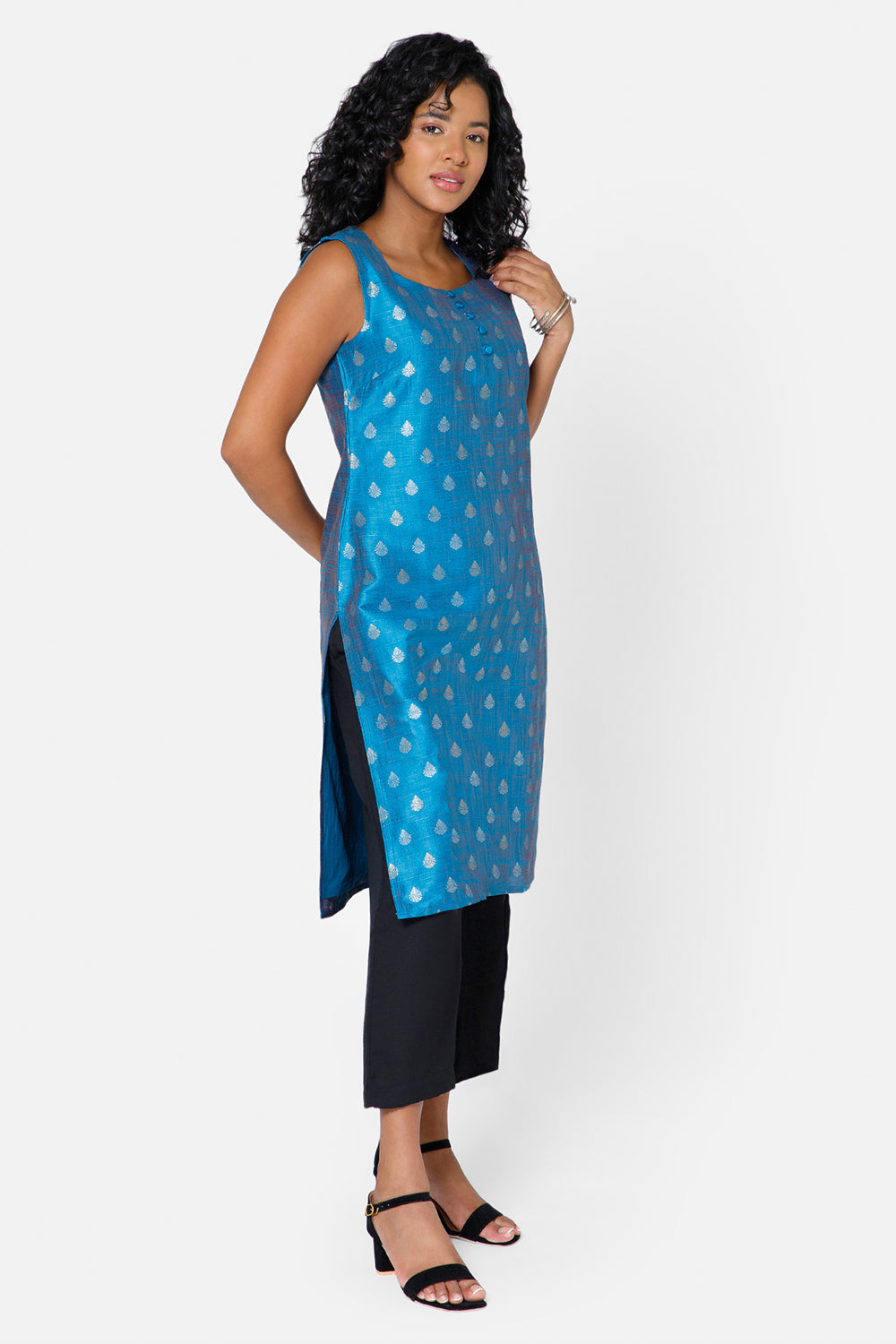 Mythri Women's Square Round Neck Sleeveless Casual Kurthi with Attachable Sleeves - Dark Blue - KU33