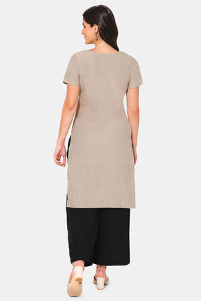 Mythri Women Knee Length Straight Kurtha - Grey - KU67