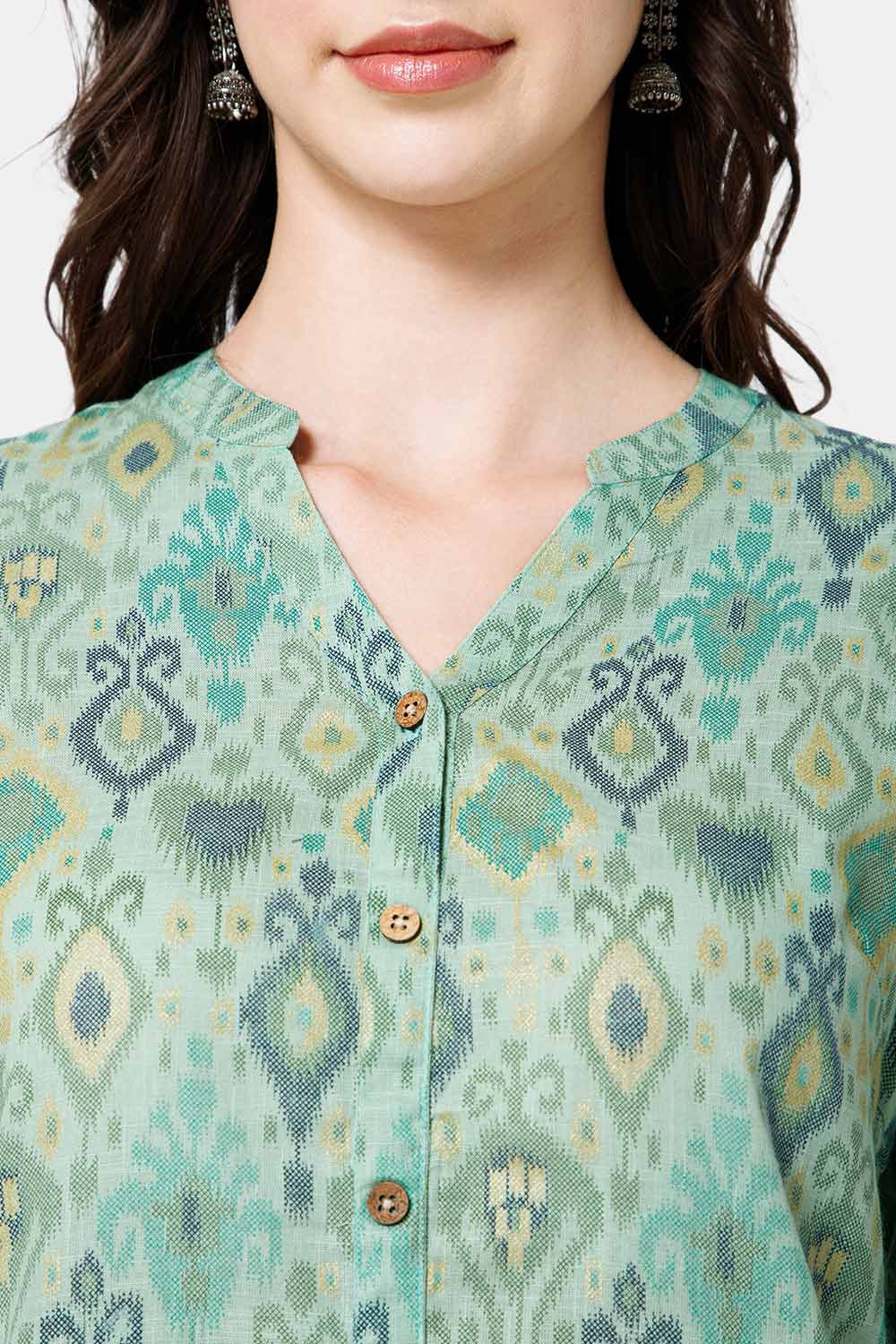 Mythri Women's Ethnic Wear Mandarin collar 3/4 sleeve with front Full placket styling - Green - KU37