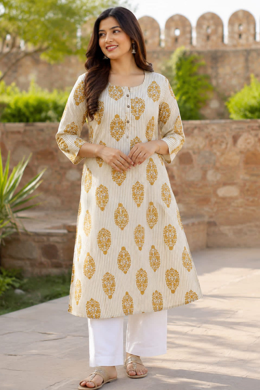Women's Prints Cotton Blend Kurti with Round Neck, 3/4 Sleeve and Regular Fit - Below Knee | Casual Ethnic Wear Kurti for Daily Wear & Casual Outings - 2101