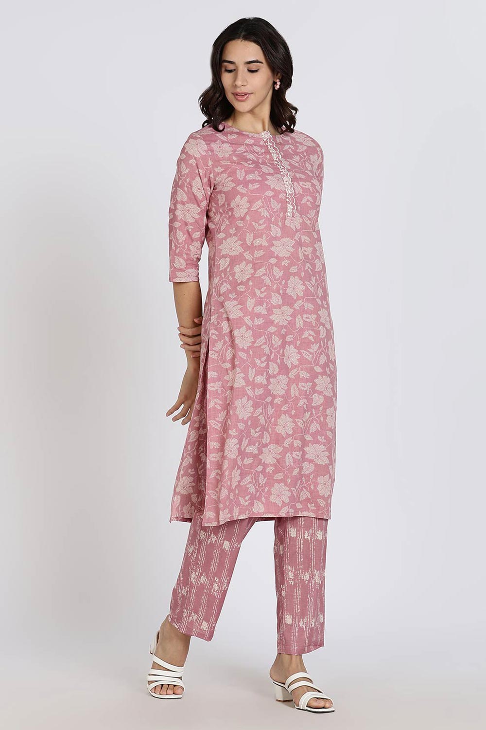Mythri Elegant Cotton Kurthi Set for Women – Straight Cut Kurta with Embroidery & Pants | Daily Wear Ethnic Kurta Set - Purple - K803