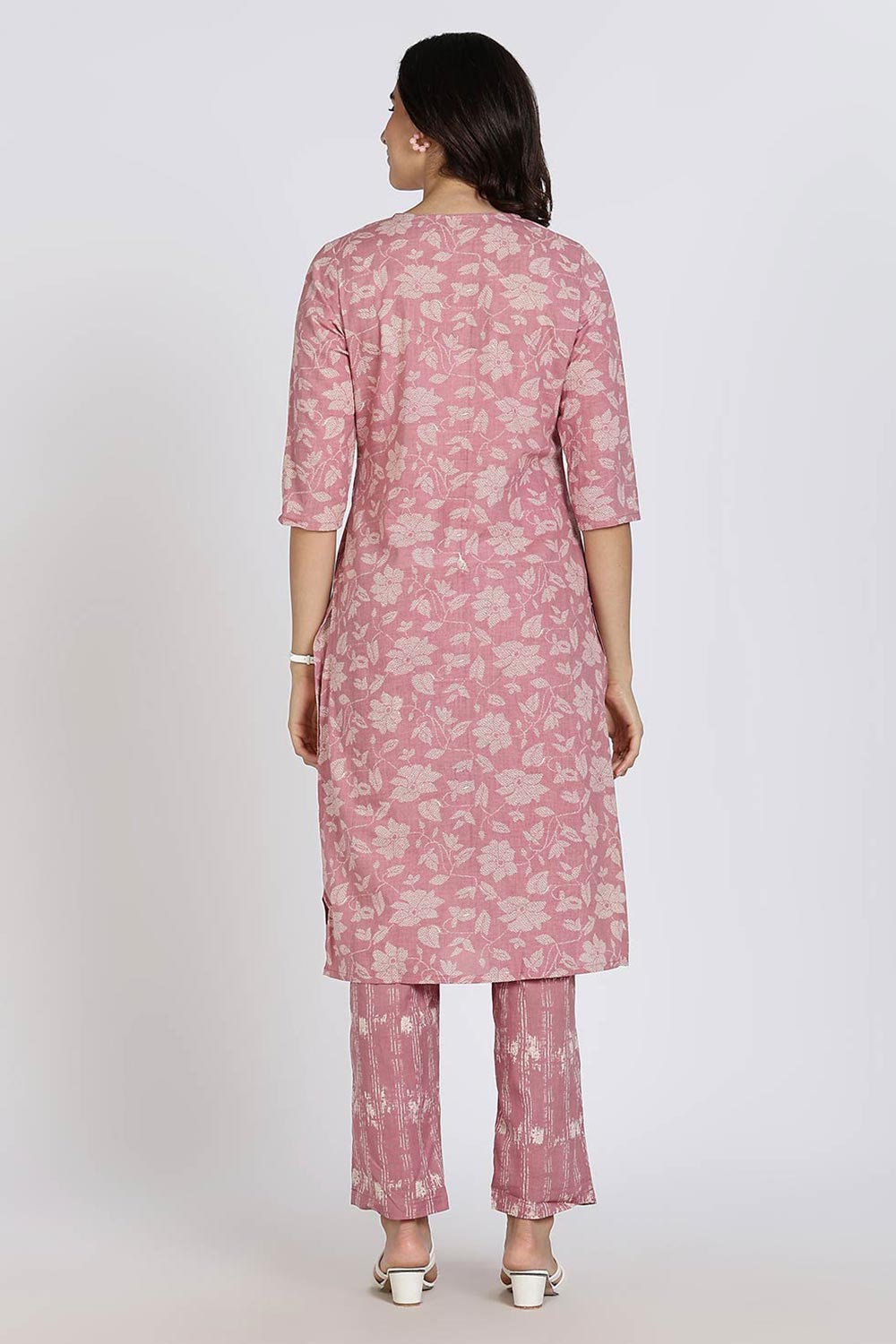 Mythri Elegant Cotton Kurthi Set for Women – Straight Cut Kurta with Embroidery & Pants | Daily Wear Ethnic Kurta Set - Purple - K803