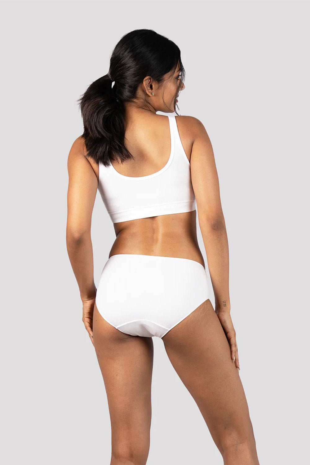 Lavos Women’s Organic Bamboo No-Marks Seamless Panty – Invisible Underwear