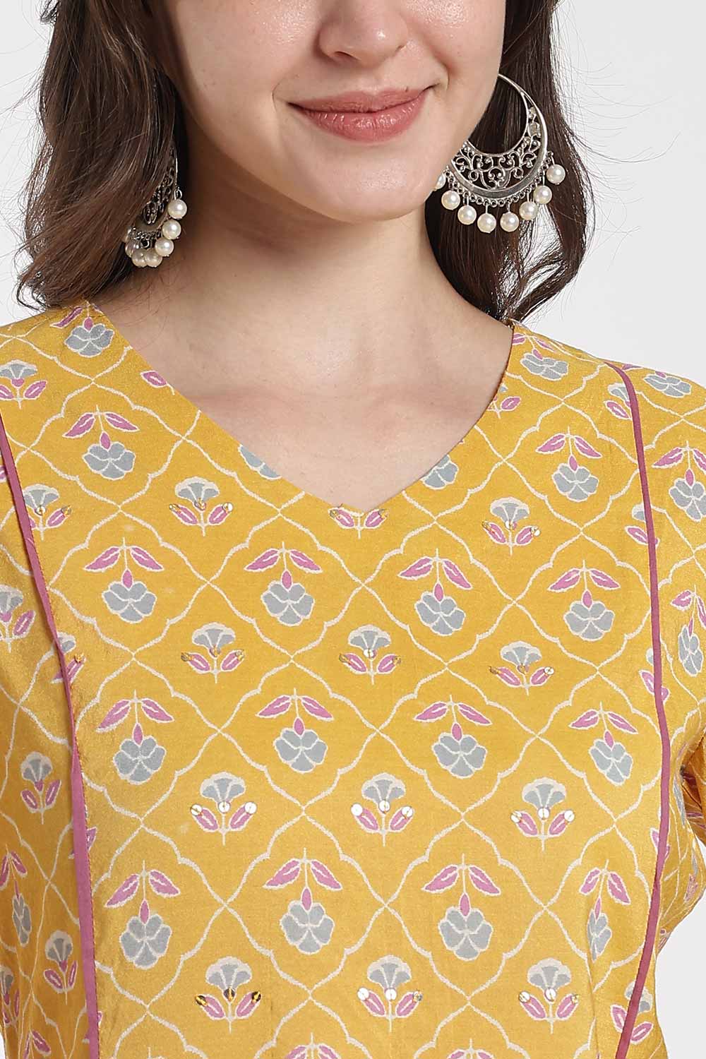 Mythri Women’s Cotton Chanderi Embroidered Kurti – V-Neck 3/4 Sleeve Butta Print Kurti with Contrast Piping | Everyday Ethnic Kurti for Women - 1203