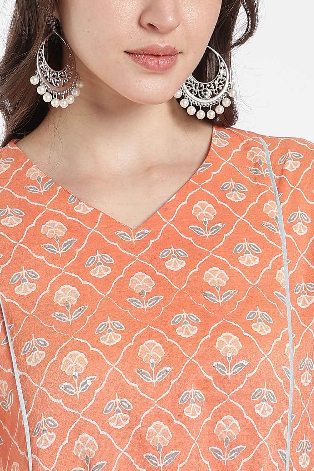 Mythri Women’s Cotton Chanderi Embroidered Kurti – V-Neck 3/4 Sleeve Butta Print Kurti with Contrast Piping | Everyday Ethnic Kurti for Women - 1204