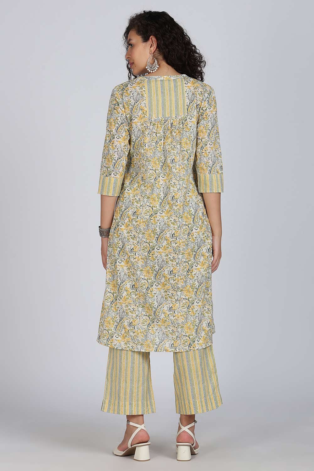 Mythri Women Cotton Floral Printed Kurti Set – Mandarin Collar Split V-Neck A-Line Kurta with Straight Pants | Everyday Wear Ethnic Co-ord Set - KS02