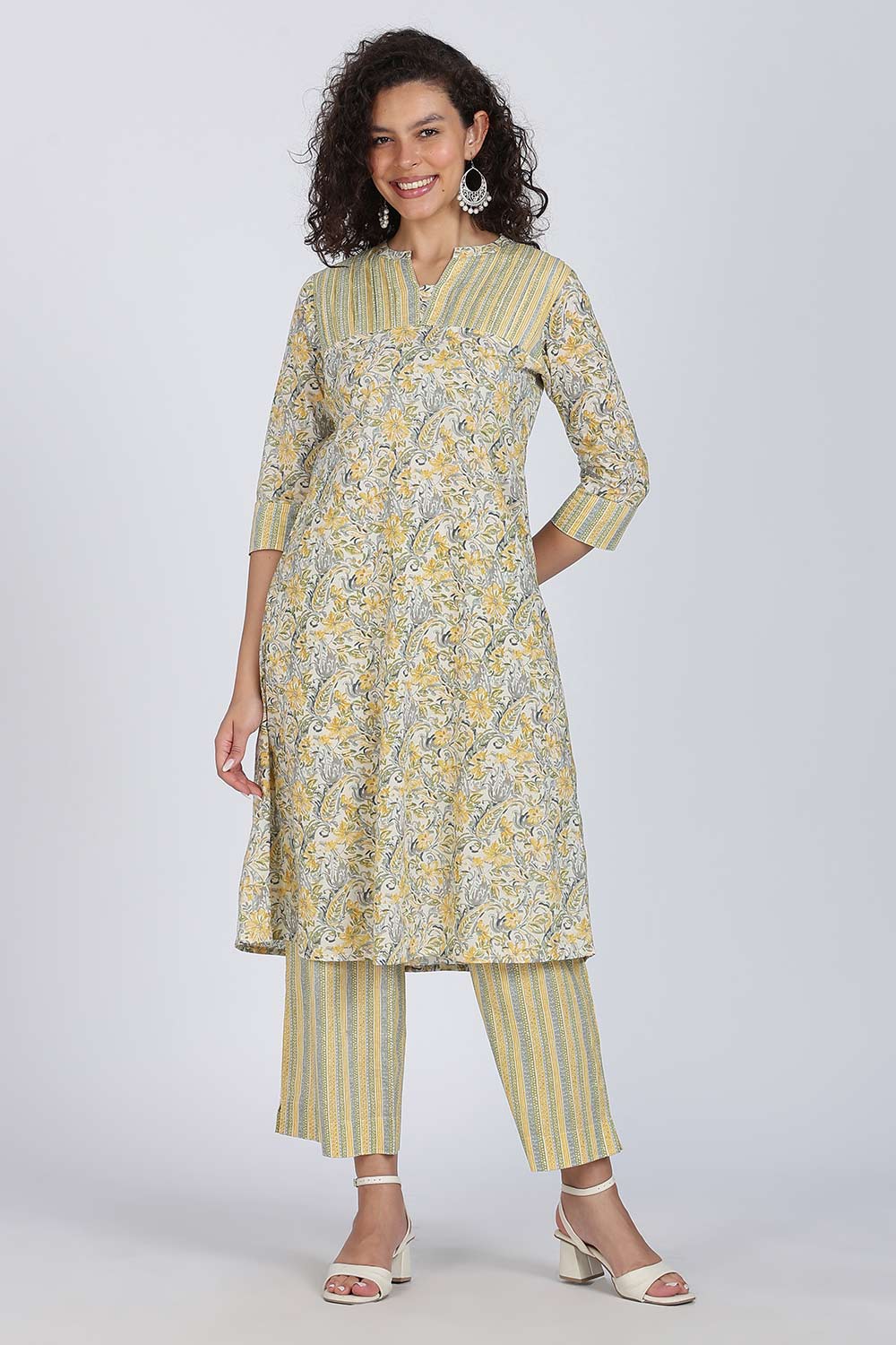 Mythri Women Cotton Floral Printed Kurti Set – Mandarin Collar Split V-Neck A-Line Kurta with Straight Pants | Everyday Wear Ethnic Co-ord Set - KS02