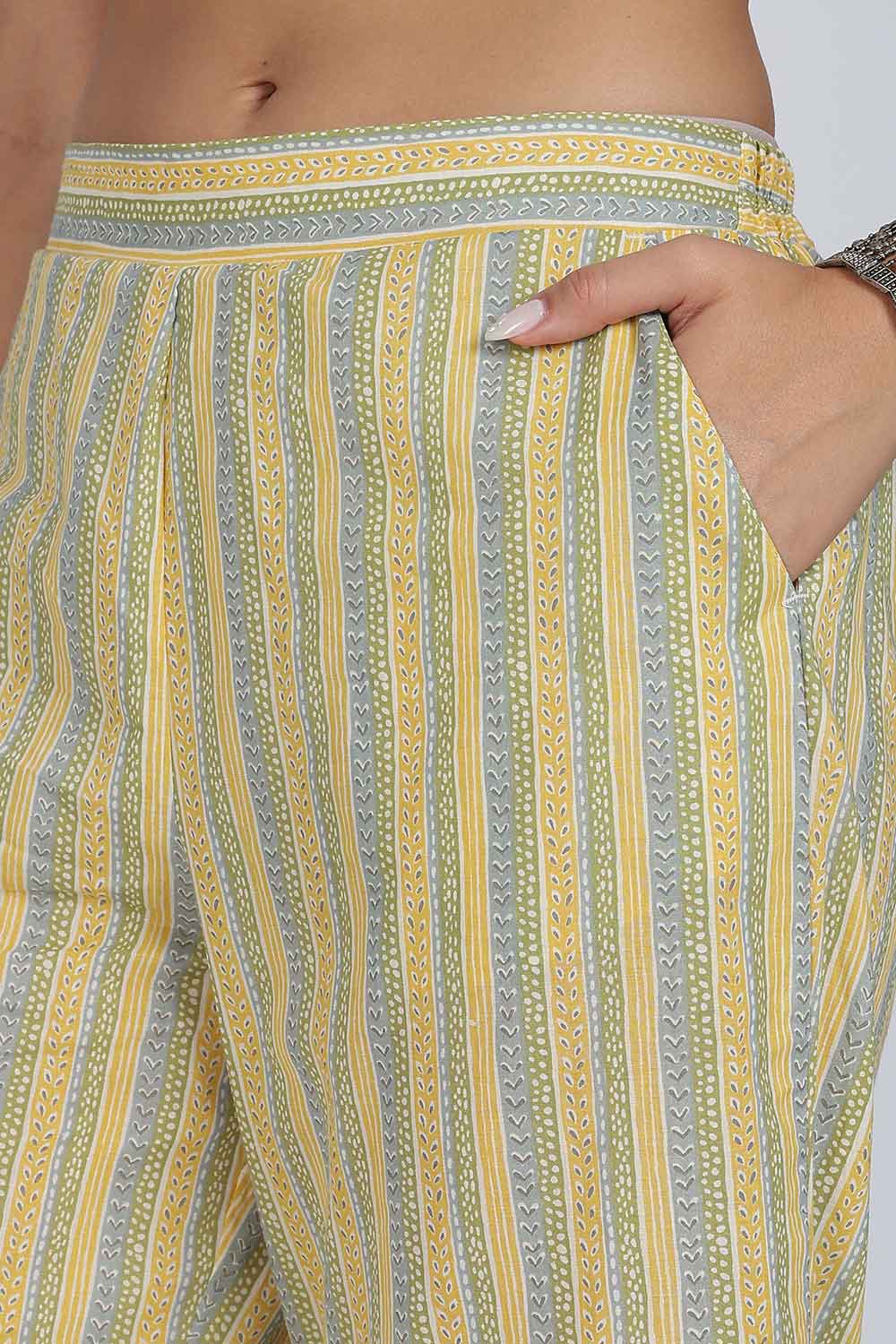 Mythri Women Cotton Floral Printed Kurti Set – Mandarin Collar Split V-Neck A-Line Kurta with Straight Pants | Everyday Wear Ethnic Co-ord Set - KS02