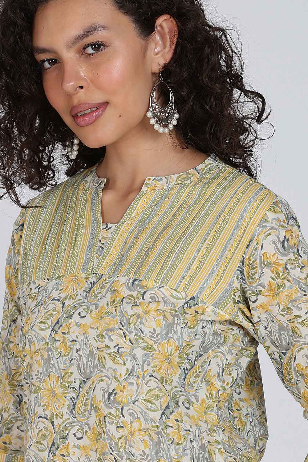 Mythri Women Cotton Floral Printed Kurti Set – Mandarin Collar Split V-Neck A-Line Kurta with Straight Pants | Everyday Wear Ethnic Co-ord Set - KS02