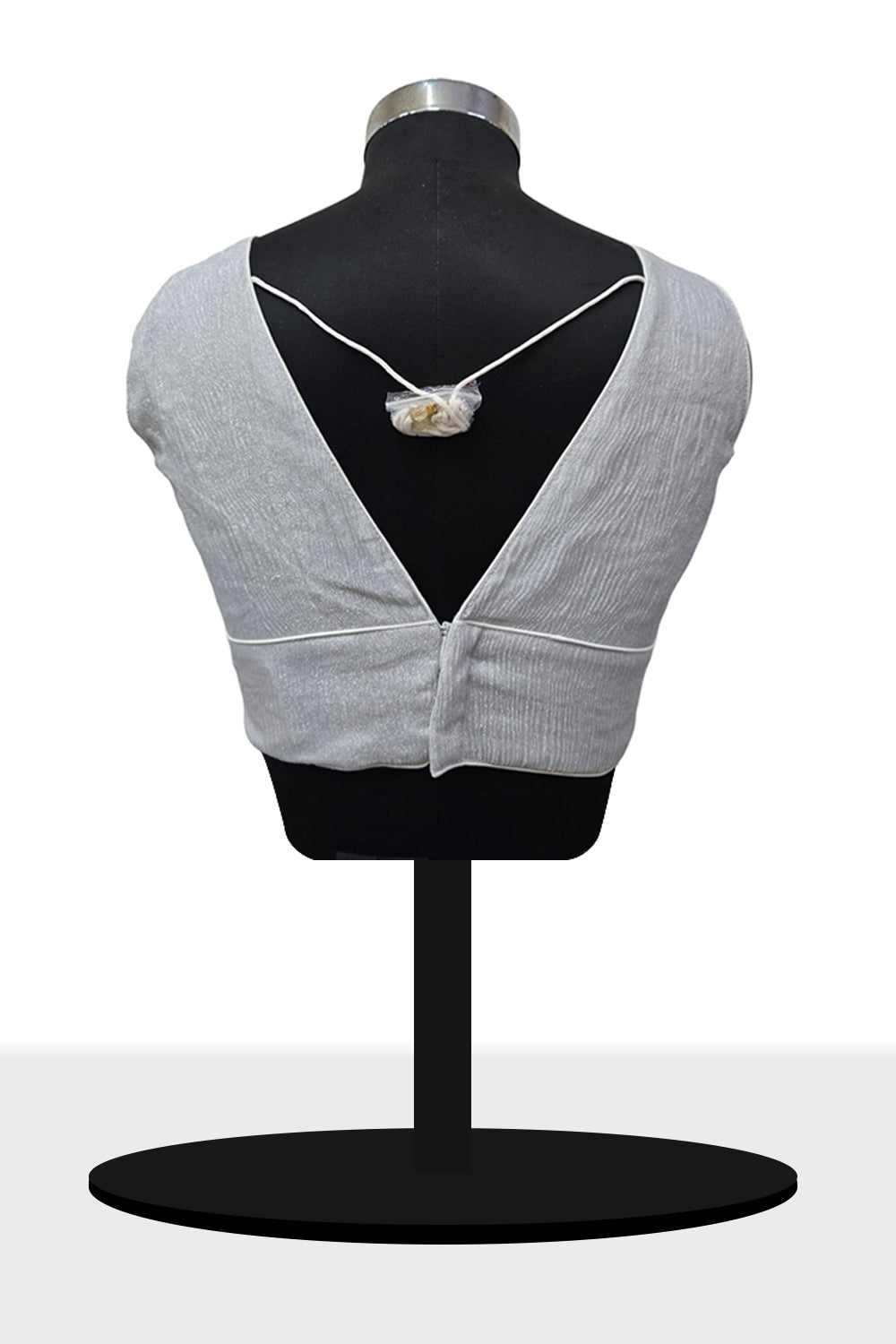 Women’s Blouse Silk Blend Organza Padded Back Open V Neck Princess Cut Sleeveless Saree Blouse with Attachable Sleeves - Silver - 1638