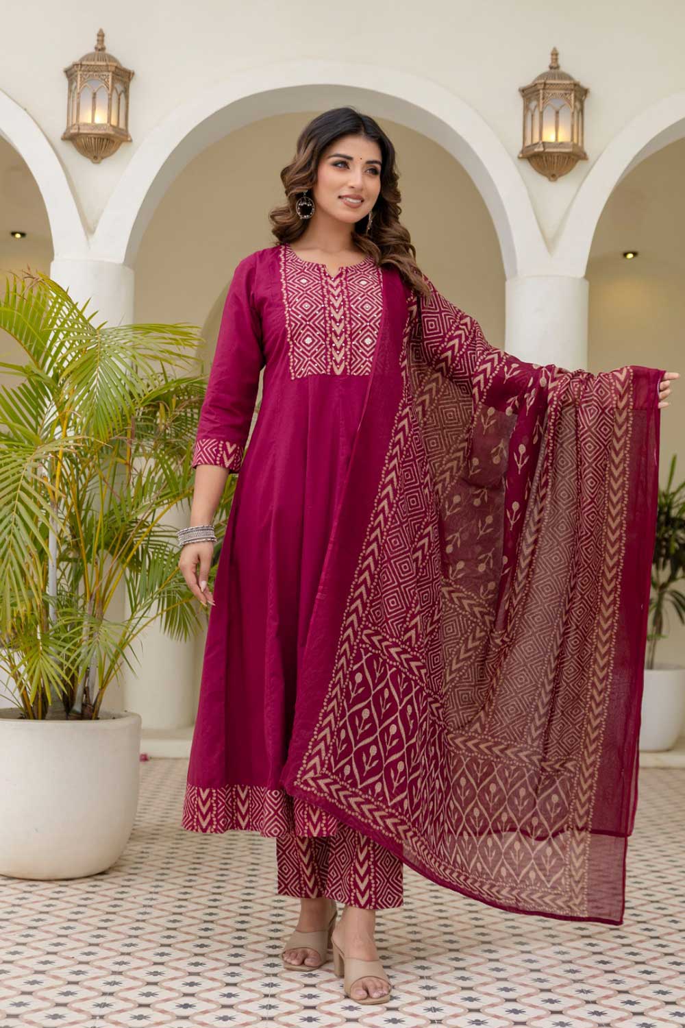 Women's Cotton Blend Chudidar Set | Ethnic Printed Kurta Set with Bottom | Round V-Cut Neck 3/4 Sleeve Regular Fit Everyday Wear - SS06