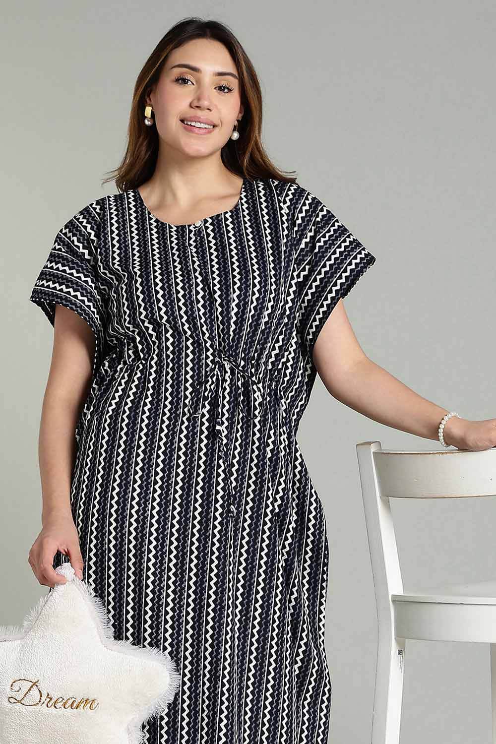 Naidu Hall Women’s Full-Length Kaftan Nighty – V-Slit Keyhole Neck, Elastic Waist & Short Sleeves - Black - NA29 - Naidu Hall Family Store